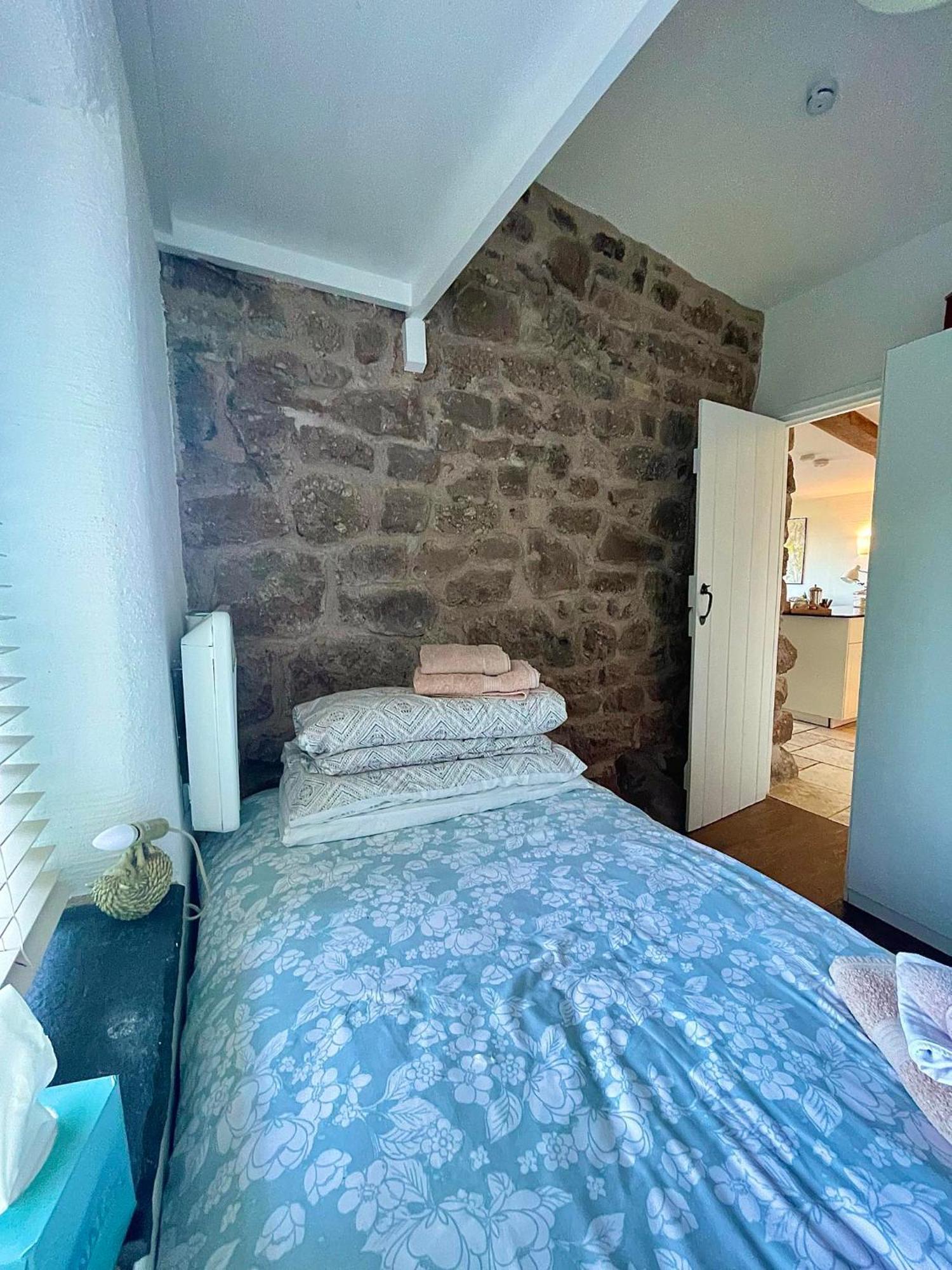 Top Barn Wales モンマス エクステリア 写真